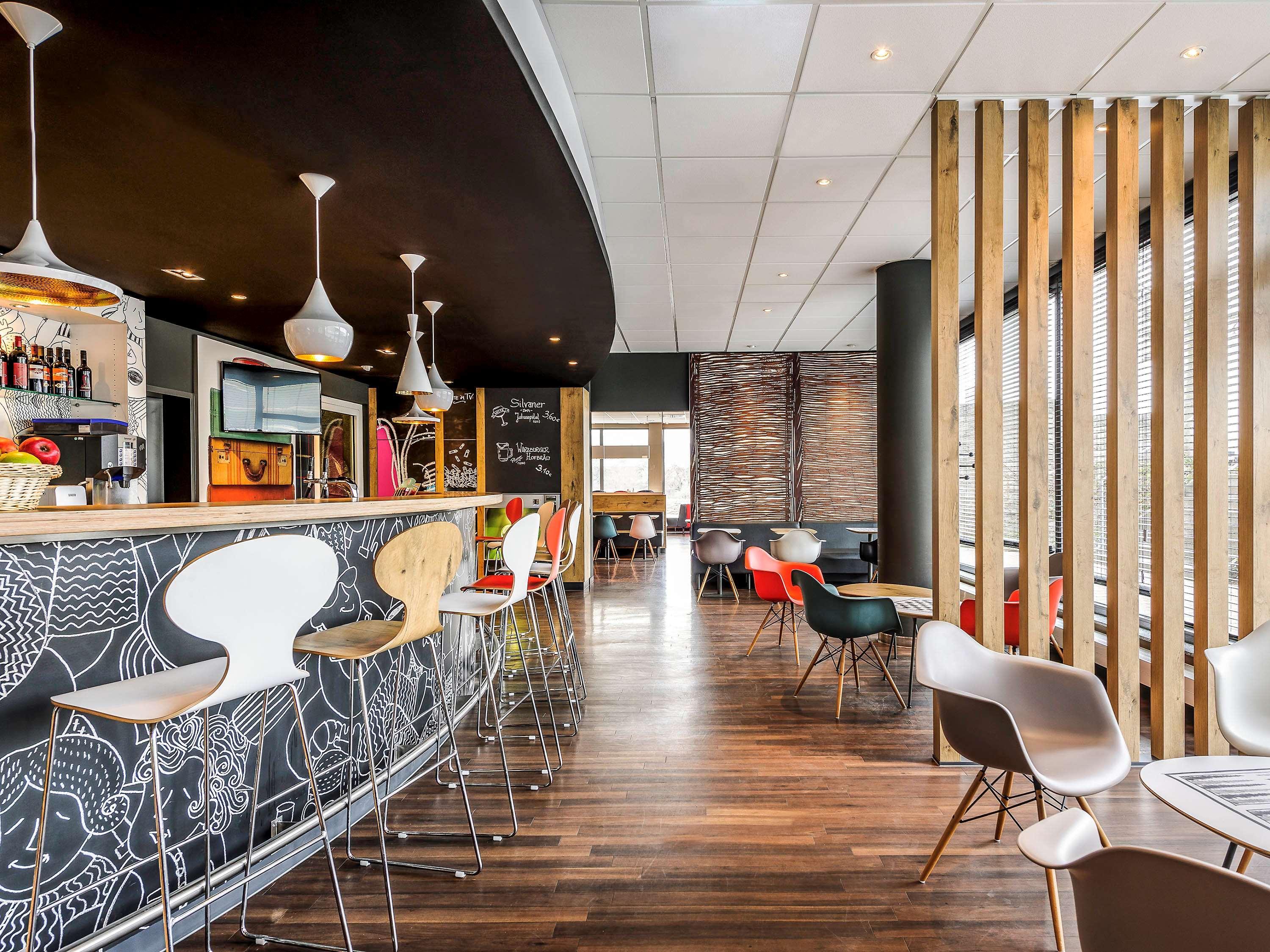 Ibis Hotel Wuerzburg City Екстер'єр фото