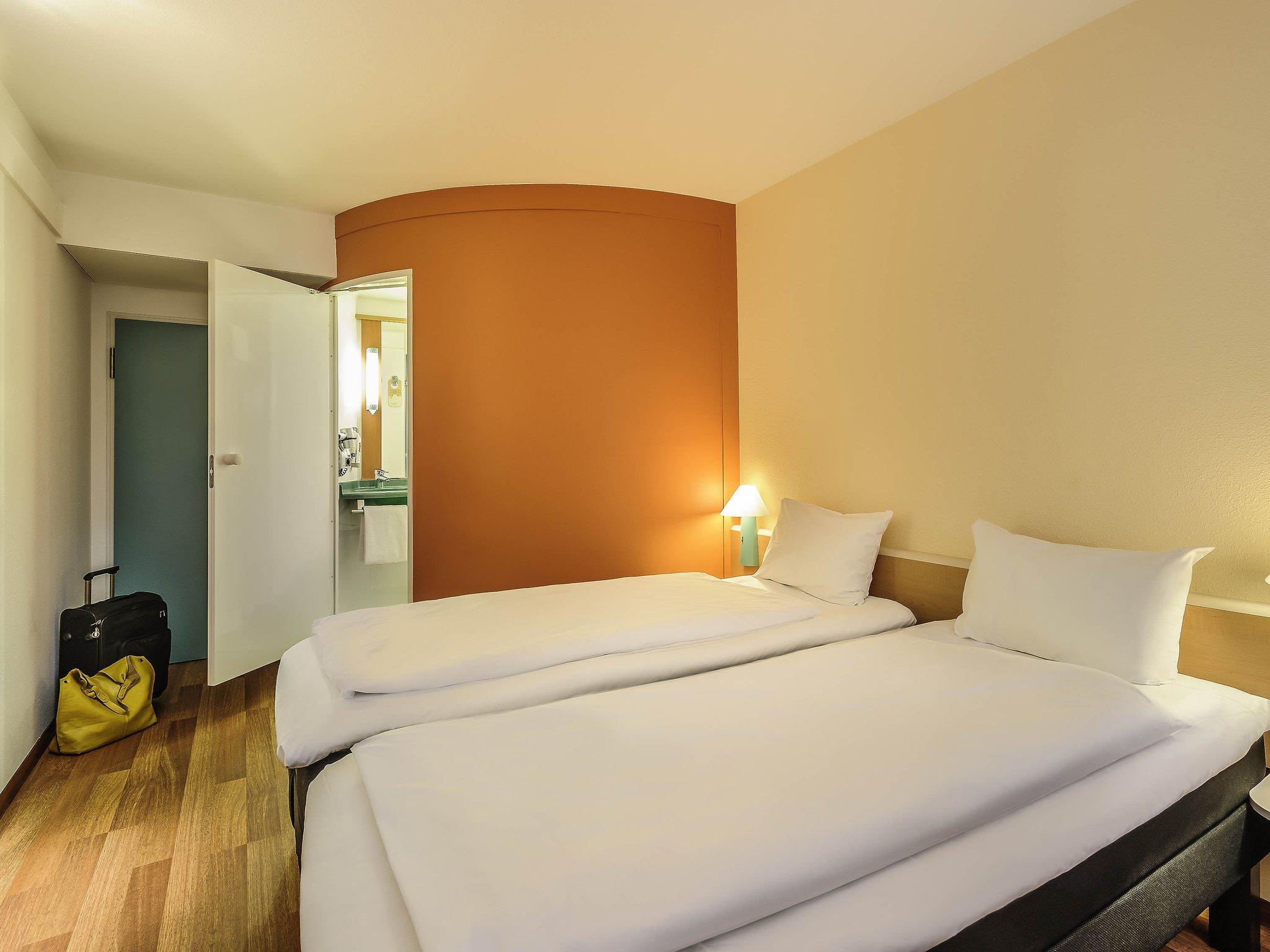 Ibis Hotel Wuerzburg City Екстер'єр фото