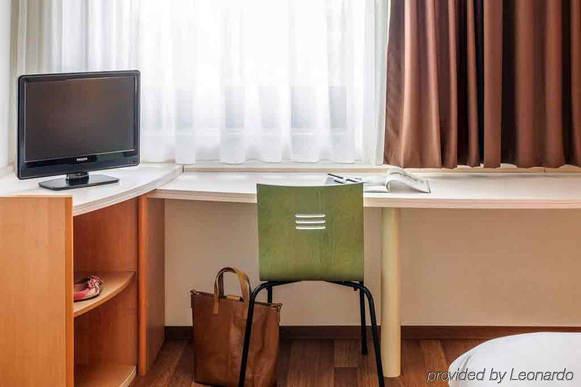Ibis Hotel Wuerzburg City Екстер'єр фото