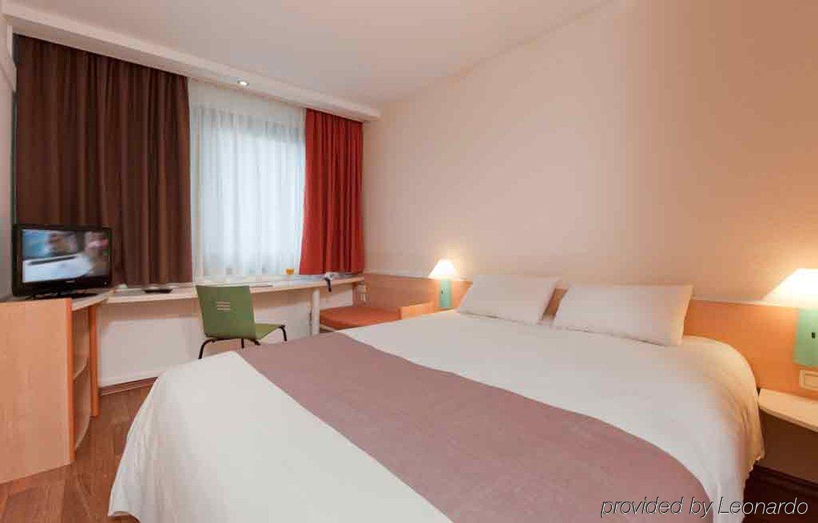 Ibis Hotel Wuerzburg City Екстер'єр фото