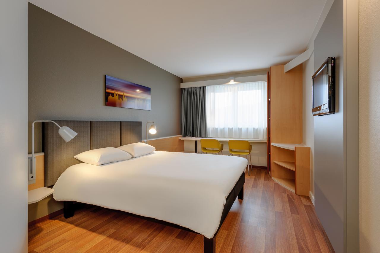 Ibis Hotel Wuerzburg City Екстер'єр фото