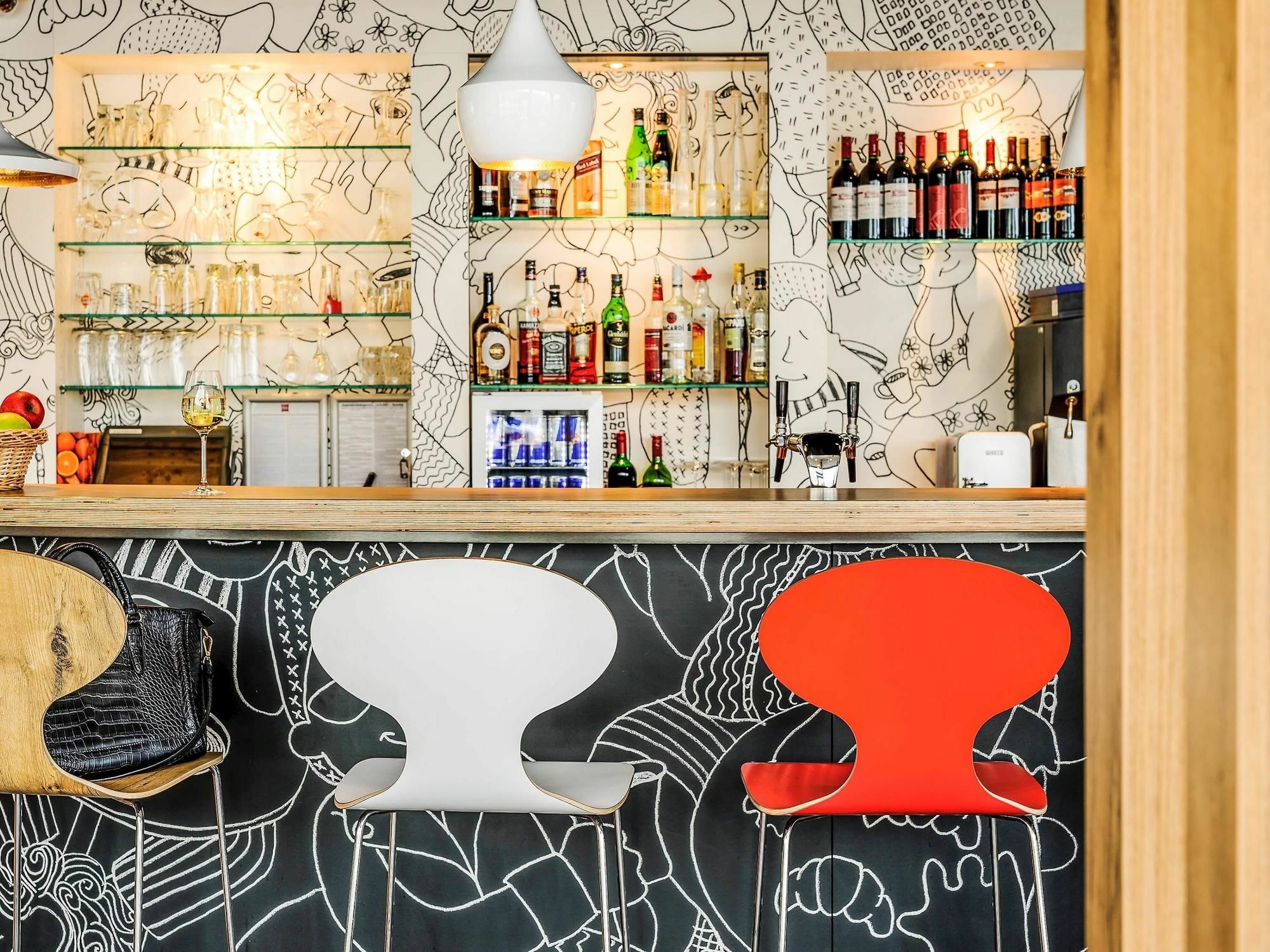 Ibis Hotel Wuerzburg City Екстер'єр фото