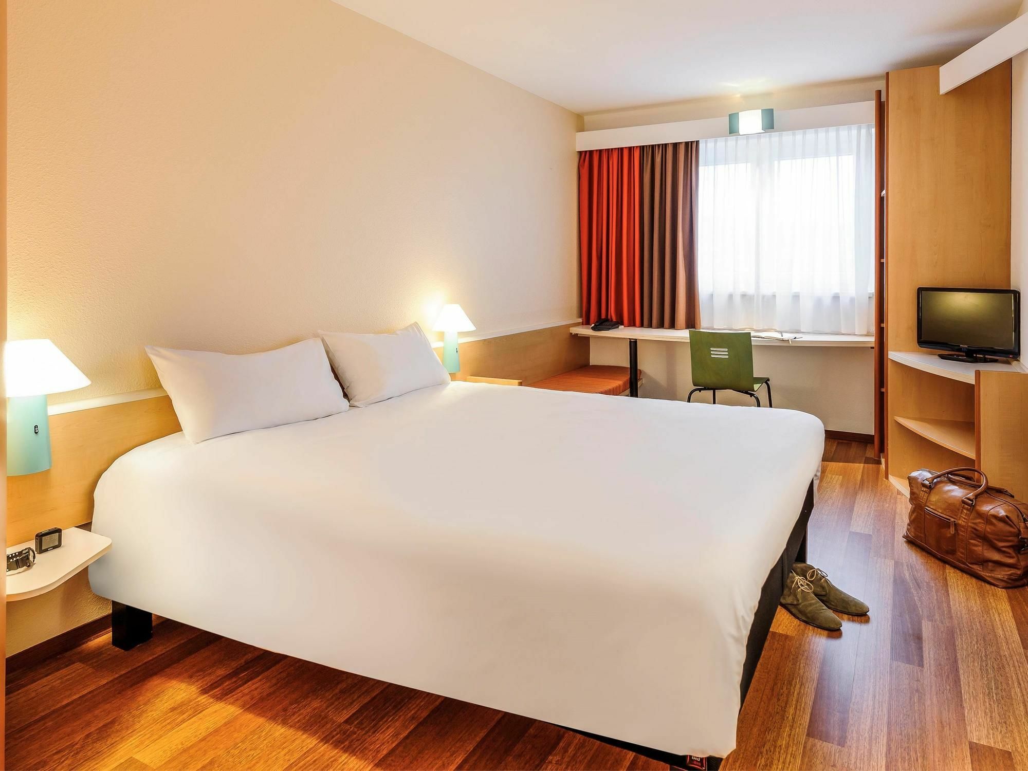 Ibis Hotel Wuerzburg City Екстер'єр фото