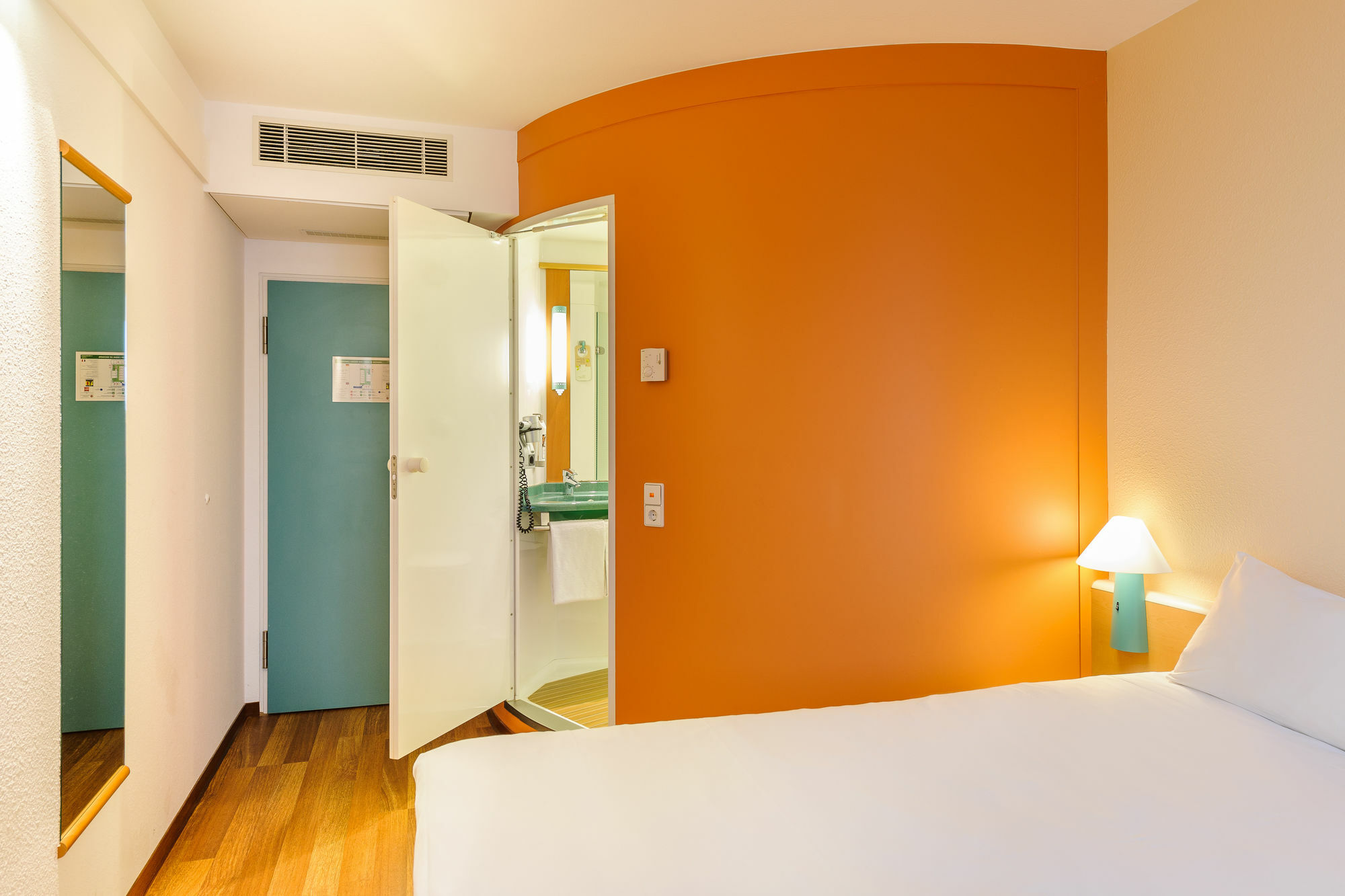 Ibis Hotel Wuerzburg City Екстер'єр фото